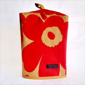 Kaffeh�tte i Marimekko stof - stor stempelkande 