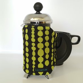 Kaffevarmer sort med olivengrnne drber p snor