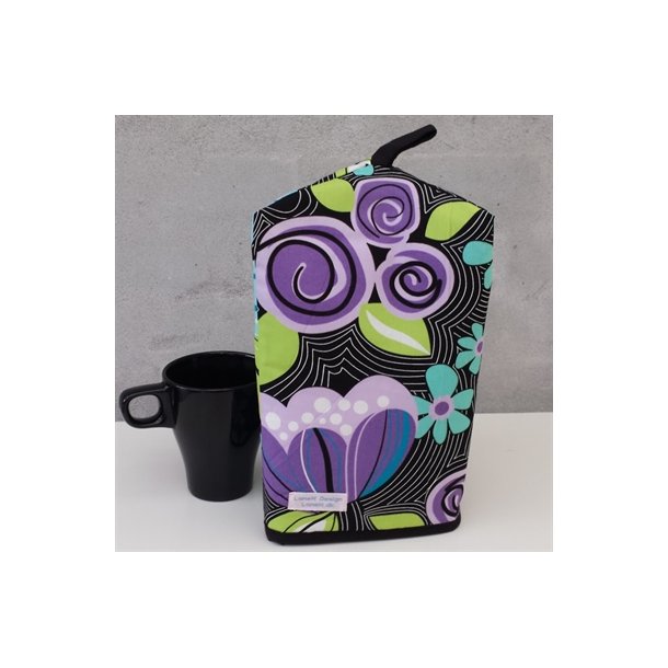 Kaffehtte i retro lilla p sort bund