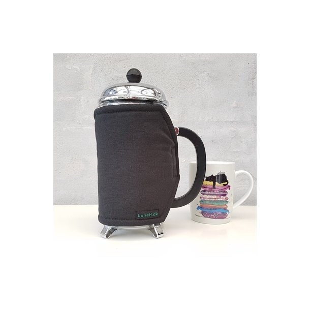 Kaffevarmer helt i sort der passer til 1 liter kanden